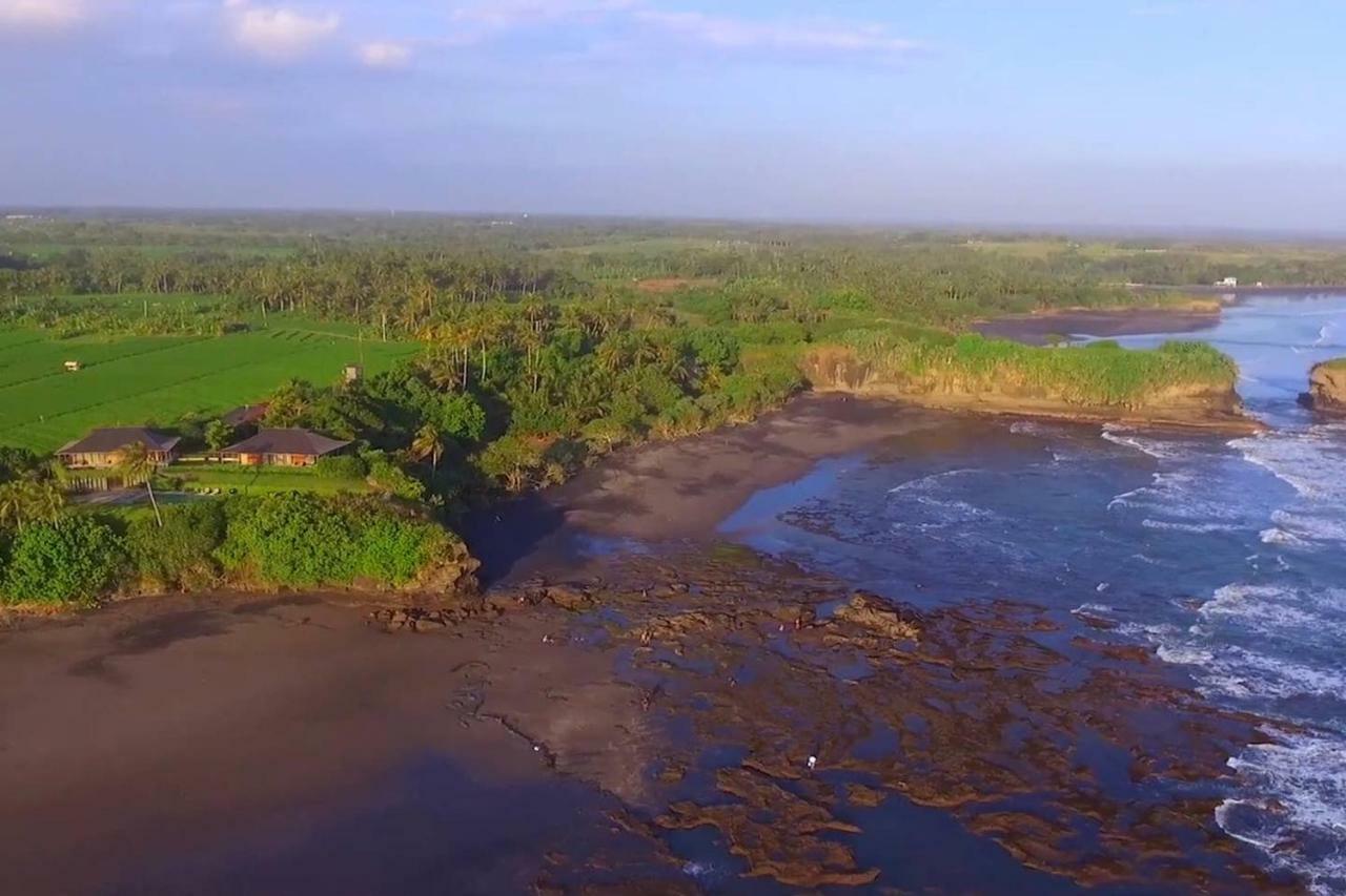 Bulung Daya Beach Villa Retreat Antasari Ngoại thất bức ảnh